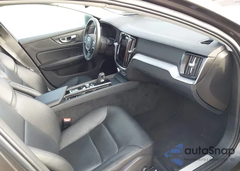 2024 Volvo S60 B5 Core Dark Theme из США, поврежденный, VIN 7JRL12FK2RG325172